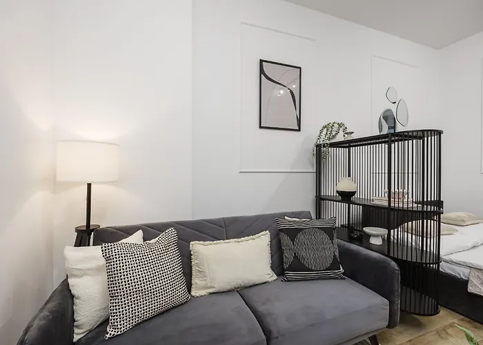 아파트 Center By Kramm - Mieszkanie W Sercu Poznania 포즈난