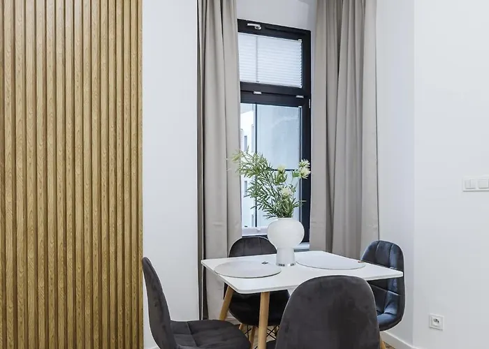 아파트 Center By Kramm - Mieszkanie W Sercu Poznania