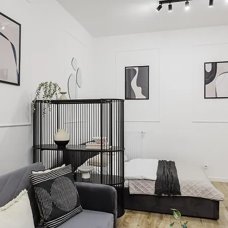 Center By Kramm - Mieszkanie W Sercu Poznania Apartman