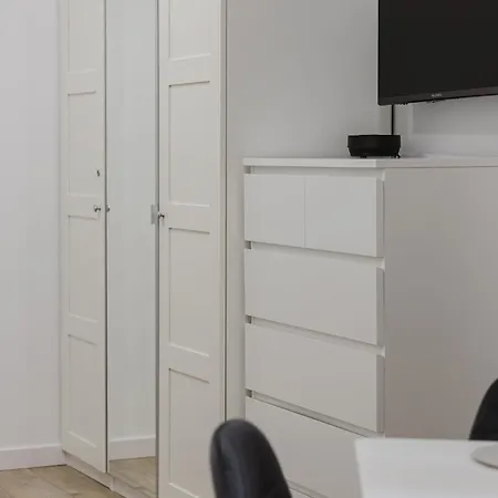 Center By Kramm - Mieszkanie W Sercu Poznania Apartman *